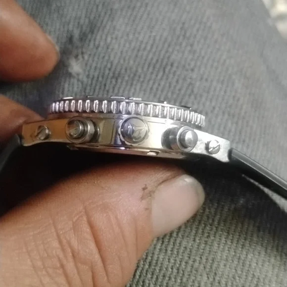 TechnoMarine Chronograph Divers Silver and Pink Watch - Picture 2 of 8